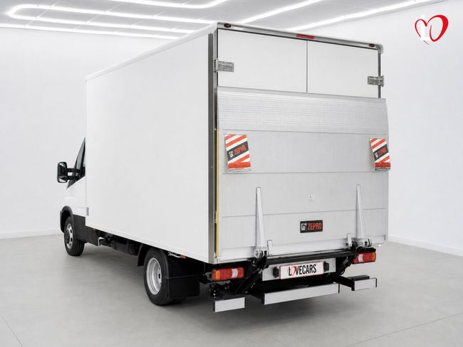 Iveco Daily 2.3D C/TRAMPILLA 2 RUEDAS 160