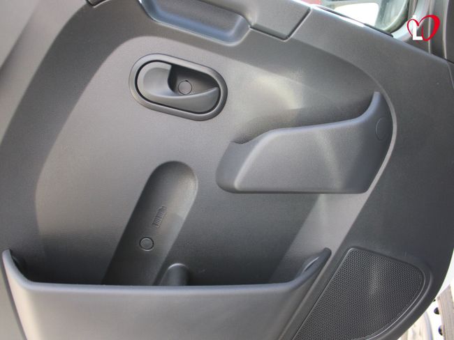 Renault Master 2.3 BLUEDCI CON TRAMPILLA GPS 145