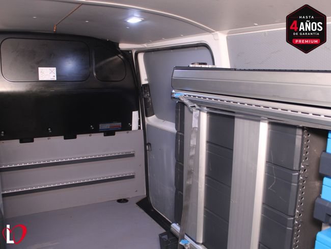 Volkswagen Transporter 2.0 TDI FURGÓN TALLER LARGO 150