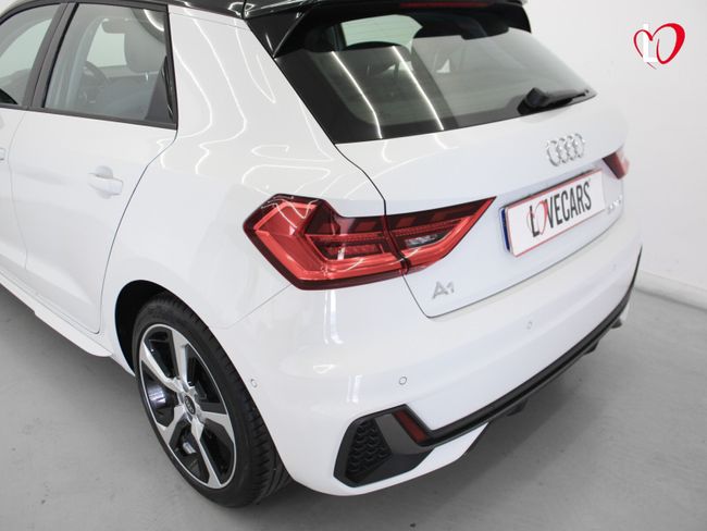 Audi A1 Sportback Adrenalin 35 TFSI 110kW S tron BLACK EDITION