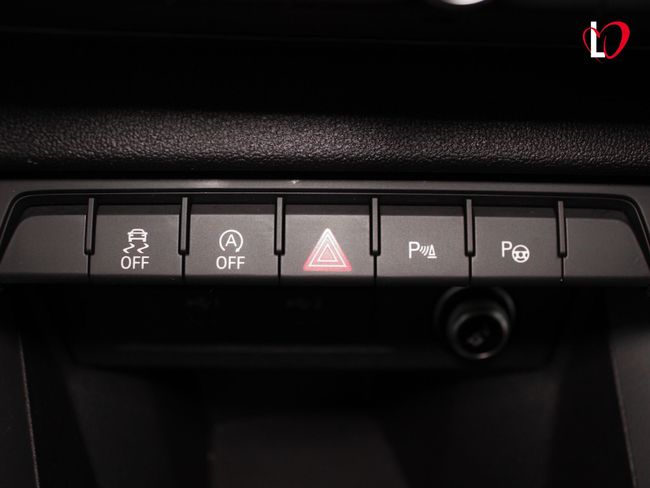Audi A1 Sportback Adrenalin 35 TFSI 110kW S tron BLACK EDITION