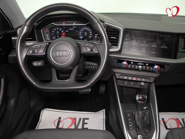 Audi A1 Sportback Adrenalin 35 TFSI 110kW S tron BLACK EDITION