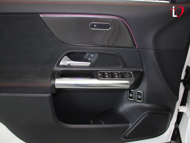 Mercedes GLA GLA 250 e AMG LINE + PAQUETE PREMIUM