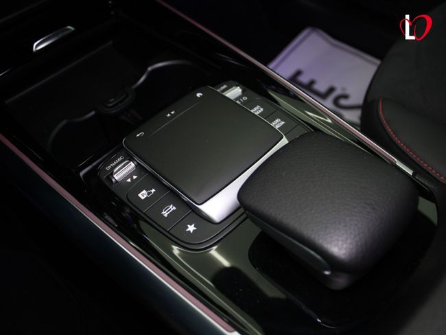 Mercedes GLA GLA 250 e AMG LINE + PAQUETE PREMIUM