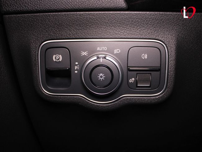 Mercedes GLA GLA 250 e AMG LINE + PAQUETE PREMIUM