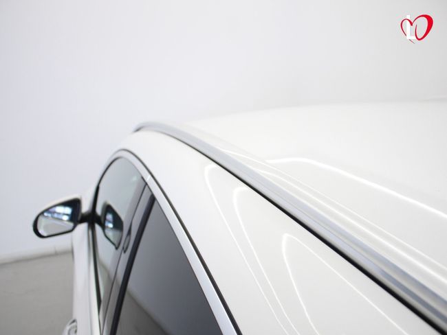 Mercedes GLA GLA 250 e AMG LINE + PAQUETE PREMIUM