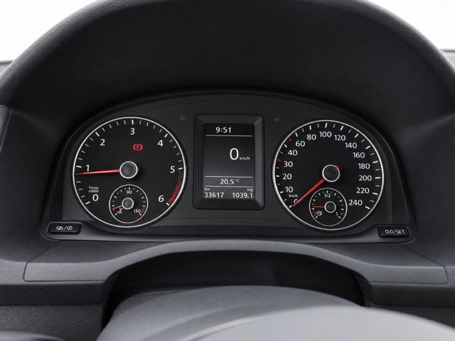 Volkswagen Caddy 2.0 TDI FURGÓN ISOTERMO + EQUIPO FRIO 75