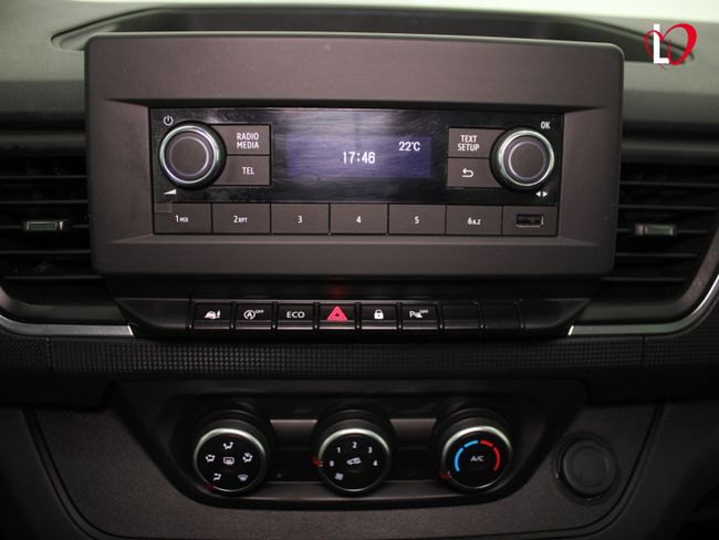 Nissan Primastar 2.0 DCI FURGON. L2 H1 130