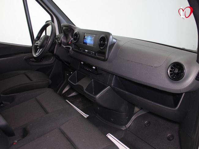 Mercedes Sprinter 315 CDI AUTO. FURGON MEDIO 150