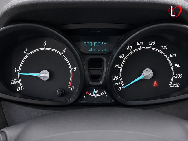 Ford Transit Courier 1.5 TDCI FURGON GPS 75
