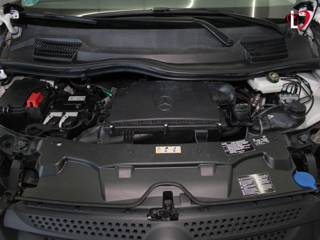 Mercedes Vito 110 CDI TD FURGÓN PRO LARGA