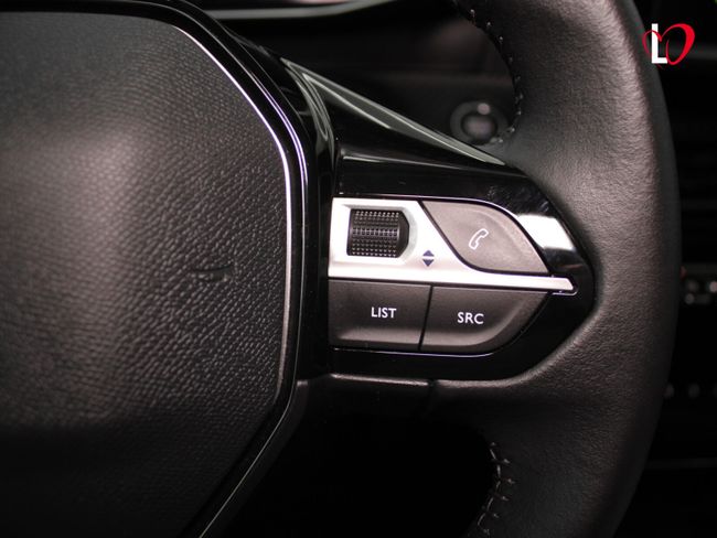 Peugeot 2008 Allure Pack BlueHDI 81kW (110CV)
