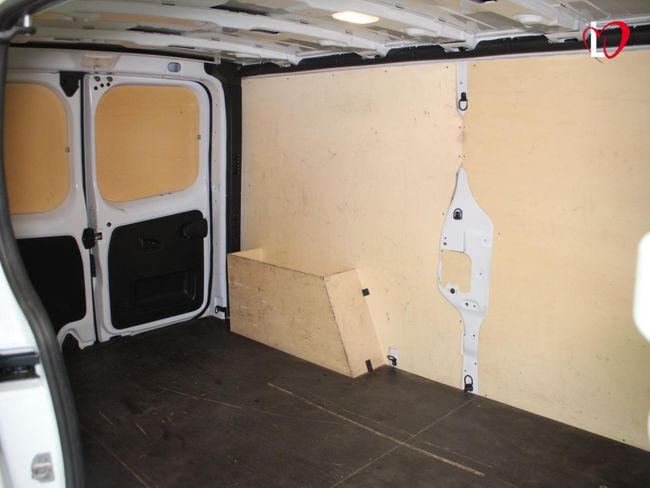 Nissan Primastar 2.0 DCI FURGON. L2 H1 130