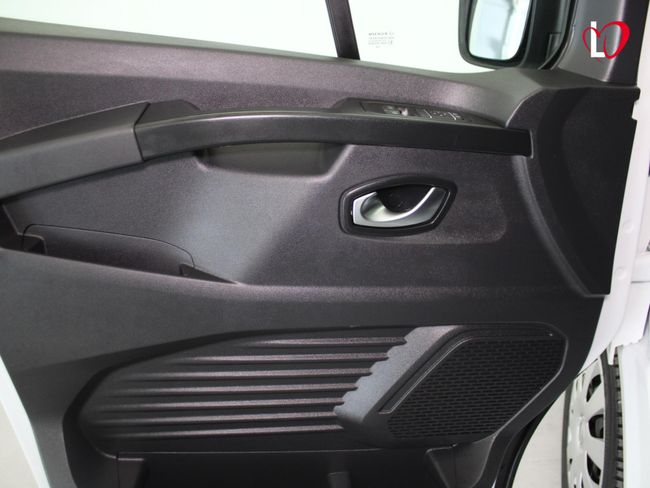 Nissan Primastar 2.0 DCI FURGON. L2 H1 130