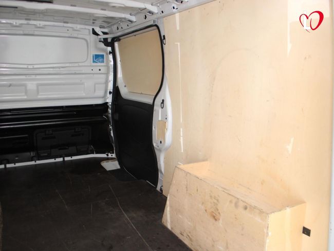 Nissan Primastar 2.0 DCI FURGON. L2 H1 130