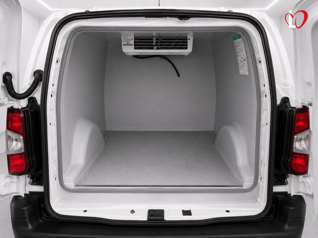 Peugeot Partner STANDARD BlueHDI 100 S&S 6 VEL ISOTERMO + EQUIPO FRIO