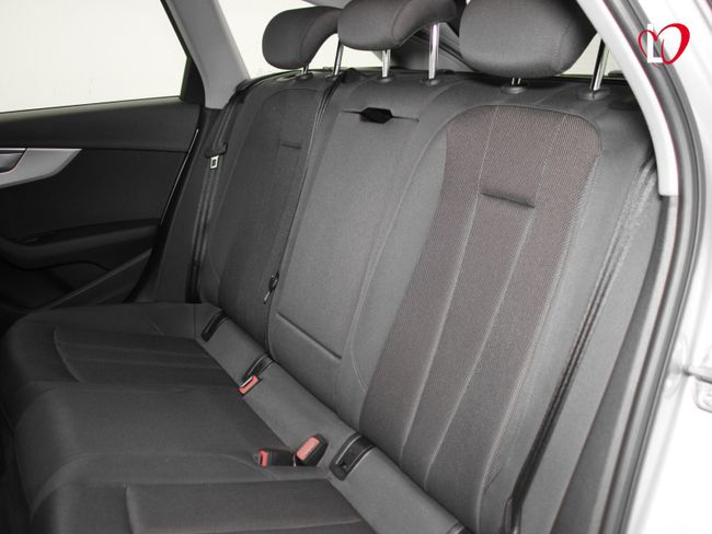 Audi A4 Avant Advanced 35 TDI 120kW S tronic