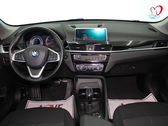 BMW X1 sDrive18dA Corporate
