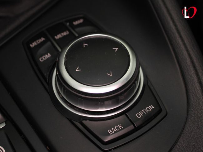 BMW X1 sDrive18dA Corporate