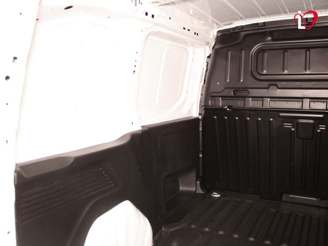 Peugeot Partner STANDARD BlueHDI FURGÓN 6 VEL 100