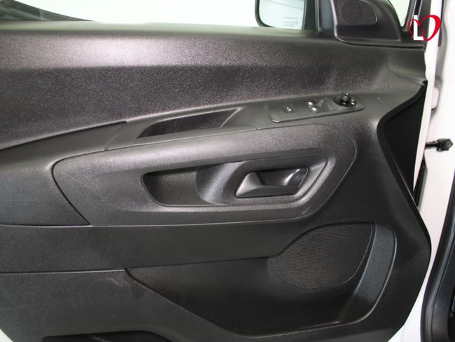 Peugeot Partner STANDARD BlueHDI FURGÓN 6 VEL 100