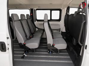 Citroën Jumper BlueHDi S&S COMBI 33 L2H2 (RAMPA MOVILIDAD REDUCIDA) 140 - Foto 3
