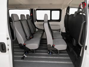 Citroën Jumper BlueHDi S&S COMBI 33 L2H2 (RAMPA MOVILIDAD REDUCIDA) 140 - Foto 4