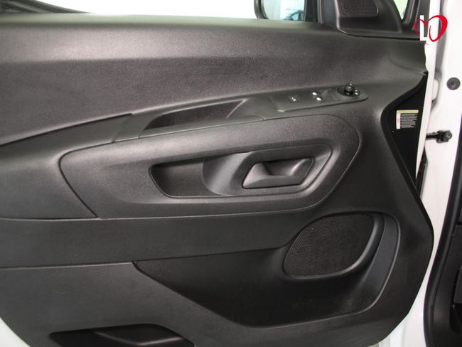 Opel Combo Cargo 1.5 CDTI FG. L2 3 PLZAS 100
