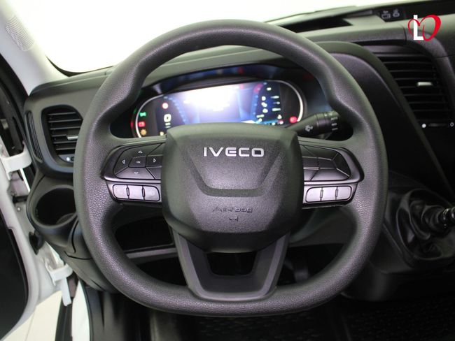 Iveco Daily 2.3 TD FG. 35S LARGA 16M3 156