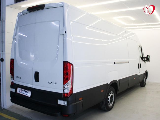 Iveco Daily 2.3 TD FG. 35S LARGA 16M3 156