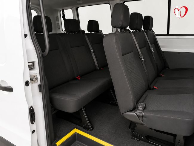 Ford Transit 350 L3H2 Kombi 9 PLAZAS (RAMPA MOVILIDAD REDUCUIDA) 130
