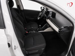 Mazda 2 1.5 SKYACTIV CENTER LINE - Foto 6