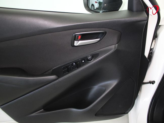 Mazda 2 1.5 SKYACTIV CENTER LINE