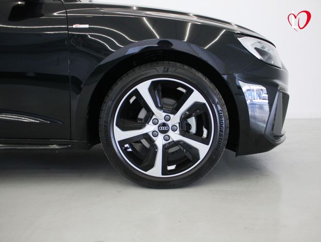 Audi A1 Sportback Adrenalin 35 TFSI 110kW S tron