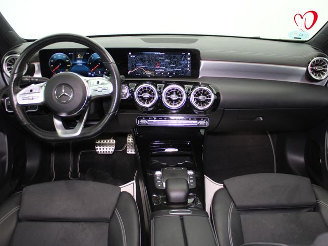 Mercedes Clase A A 200 d AMG LINE