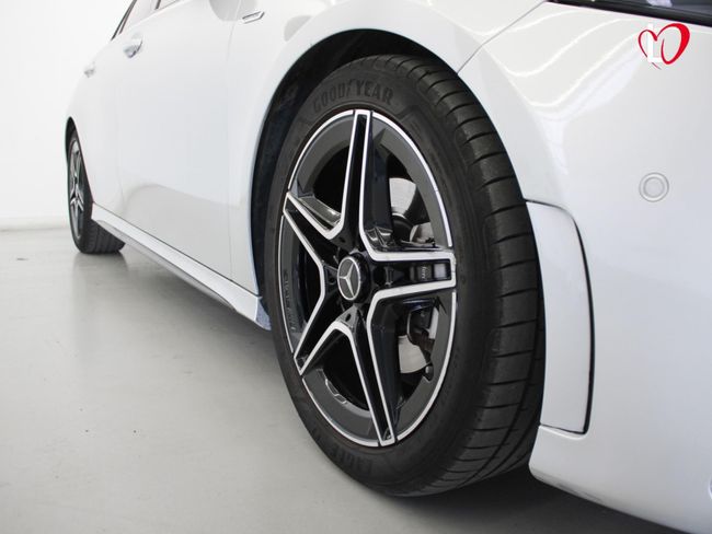 Mercedes Clase A A 200 d AMG LINE