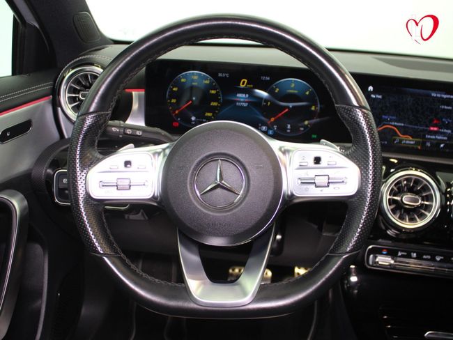 Mercedes Clase A A 200 d AMG LINE