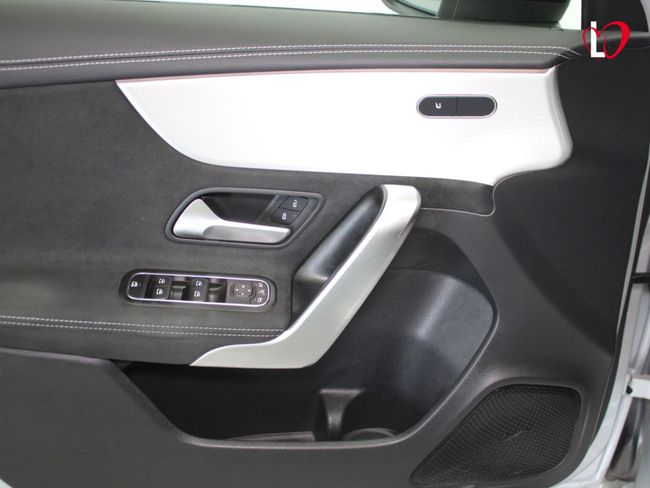 Mercedes Clase A A 200 d AMG LINE