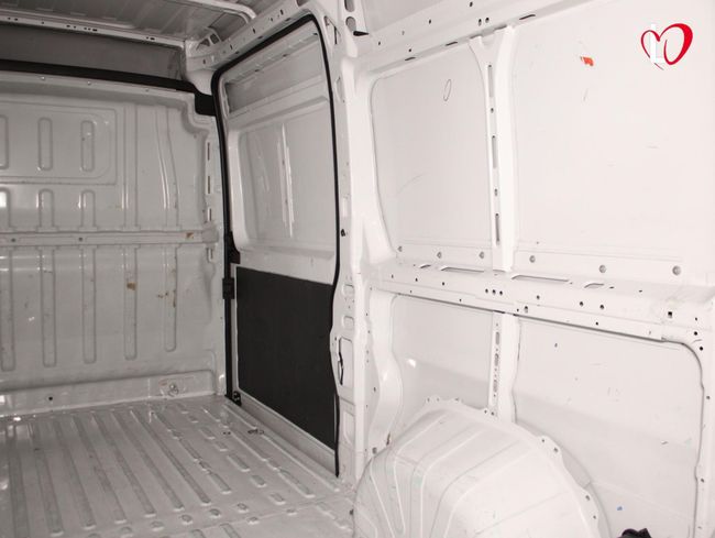 Fiat Ducato 2.3 MTJ 33 L2 H2 FURGÓN CERRADO 140
