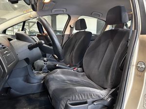 Citroën C4 1.6 HDi 92 Collection - Foto 9