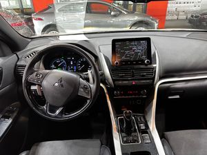 Mitsubishi Eclipse Cross 2.4 PHEV Kaiteki Auto 4WD - Foto 11