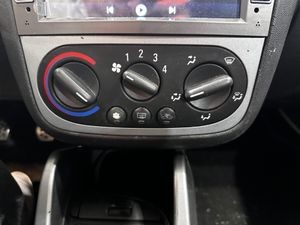 Opel Tigra Sport 1.8 - Foto 18