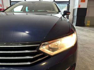 Volkswagen Passat Sport 2.0 TDI 140kW (190CV) DSG Variant - Foto 24
