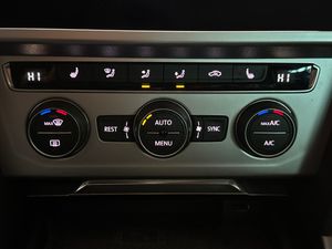 Volkswagen Passat Sport 2.0 TDI 140kW (190CV) DSG Variant - Foto 22