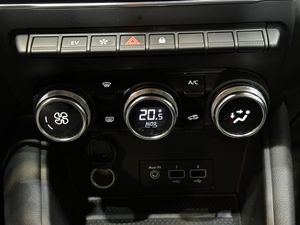 Renault Captur Zen E-TECH Híbrido enchufable 160cv - Foto 22