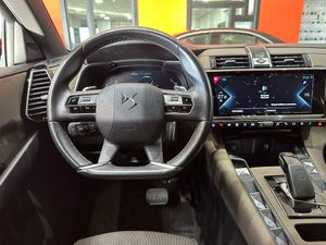 DS DS 7 1.6 E-Tense 300 PERF. LINE + Auto 4WD - Foto 12