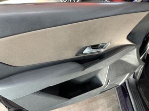 DS DS 7 1.6 E-Tense 300 PERF. LINE + Auto 4WD - Foto 13