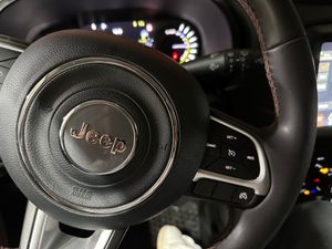 Jeep Renegade Trailhawk 1.3 PHEV 177kW (240CV) AT AWD - Foto 17