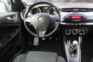 Alfa Romeo Giulietta 1.6 JTDm 105cv Distinctive - Foto 11