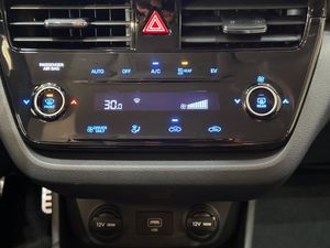 Hyundai IONIQ EV Tecno - Foto 23